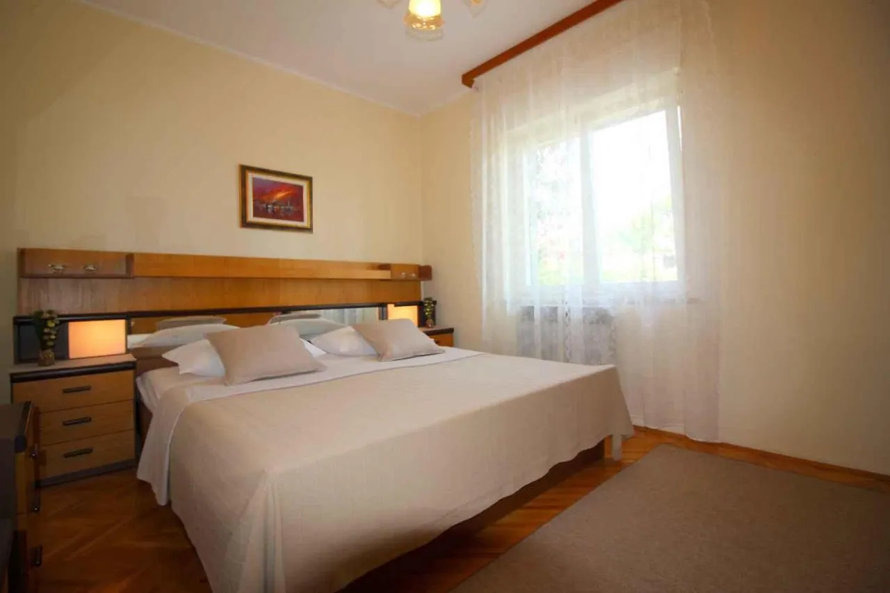 Apartment In Funtana - Istrien 42191