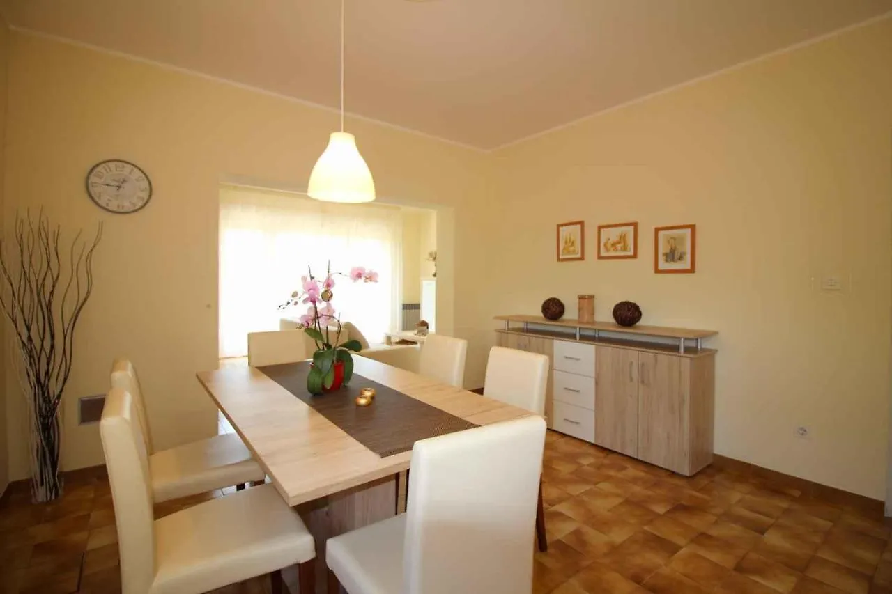 Apartment In Funtana - Istrien 42191