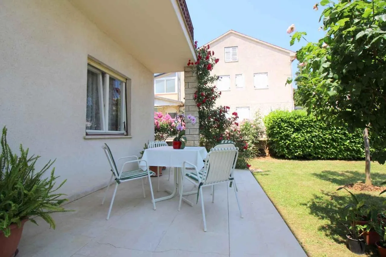 Apartment In Funtana - Istrien 42191